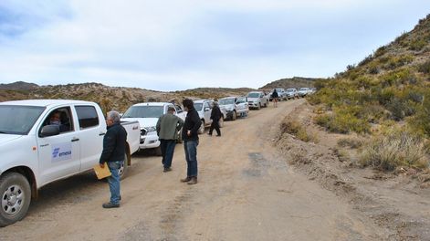 Los Andes | Emesa proveyó arreglos de máquinas y suministros de equipos a Vialidad Provincial para facilitar la apertura de 30 km de camino nuevo.