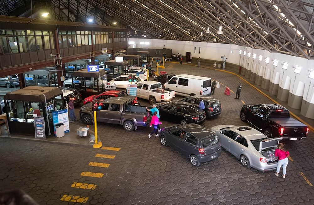 Compras en Chile: el límite permitido para traer del extranjero sin pagar impuestos y qué pasa si se supera. 