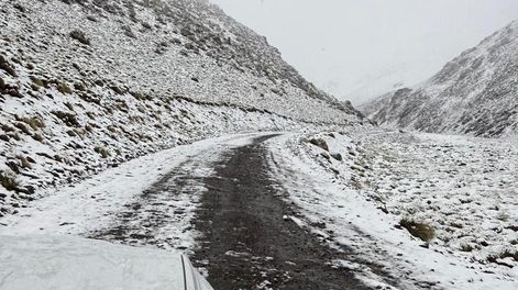 El temporal de nieve hizo postergar la apertura de la Laguna del Diamante.&nbsp;