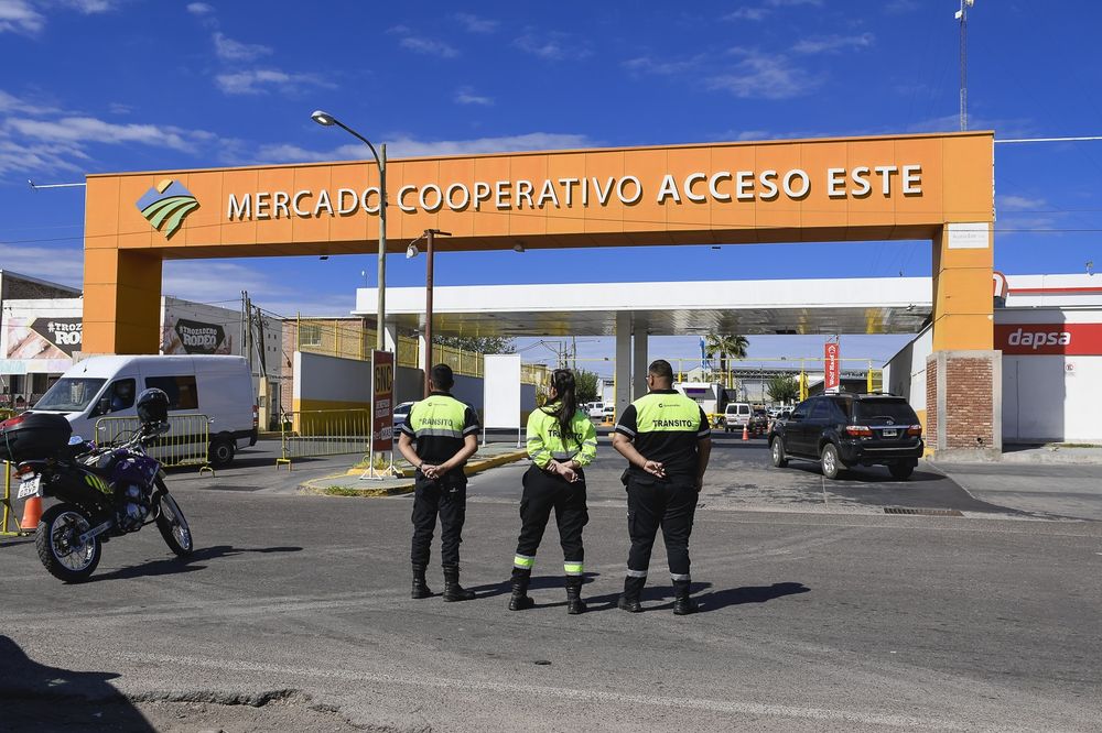 Acceso Este: ya aplican multas en Guaymallén por no respetar los cambios en las laterales