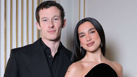 Estoy obsesionada...: Dua Lipa confirmó su compromiso con Callum Turner, el famoso actor de Harry Potter