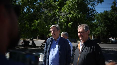 Cornejo les ganó a Omar y Emir Félix el primer round en la batalla de la autonomía municipal.