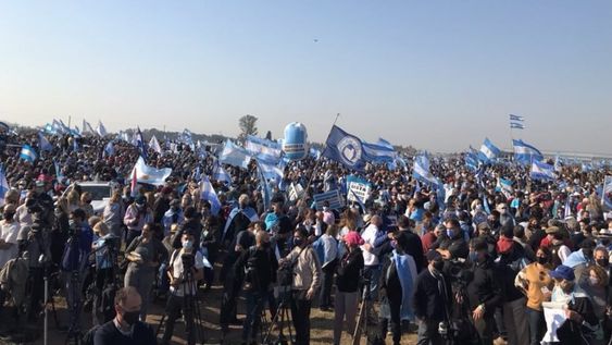 Marcha de productores autoconvocados del campo argentino, en protesta por las restricciones a las exportaciones, y en favor del trabajo y la producción