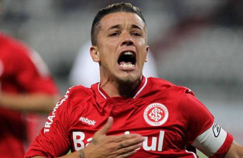 D´Alessandro, cada vez más lejos de River: renovó con el Inter hasta 2017