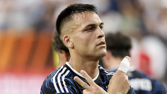 El partido ante&nbsp;Honduras&nbsp;disputado en los&nbsp;Estados Unidos&nbsp;donde los dirigidos por&nbsp;Lionel Scaloni&nbsp;se impusieron por 2 a 0, se registró una concurrencia histórica de&nbsp;91.102 aficionados&nbsp;en las tribunas del&nbsp;Kyle Field&nbsp;de&nbsp;Texas.&nbsp;