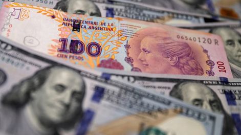 Los Andes | Dólares y pesos, ¿qué pasaría en la Argentina si convivieran legalmente?