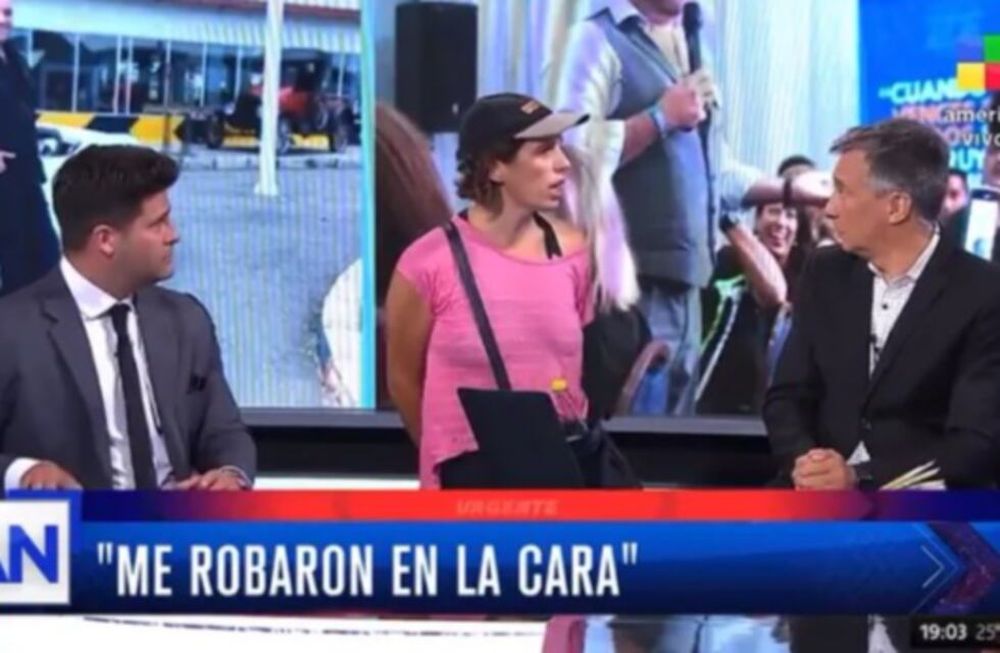 Una mujer irrumpió en el programa de Rolando Graña cuando salía en vivo y denunció acoso sexual.