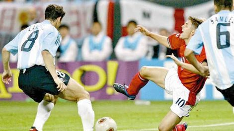 Un día como hoy de 2002: el error que decretó una derrota que duele