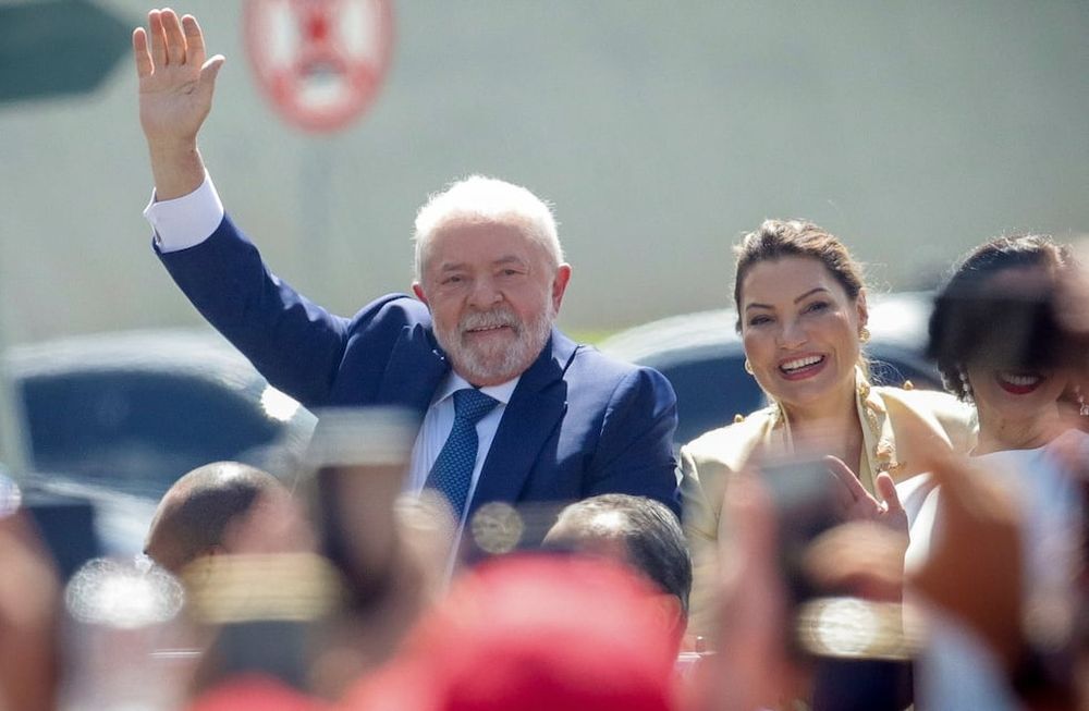 Lula Da Silva asumió este domingo como nuevo presidente de Brasil. Foto: AP