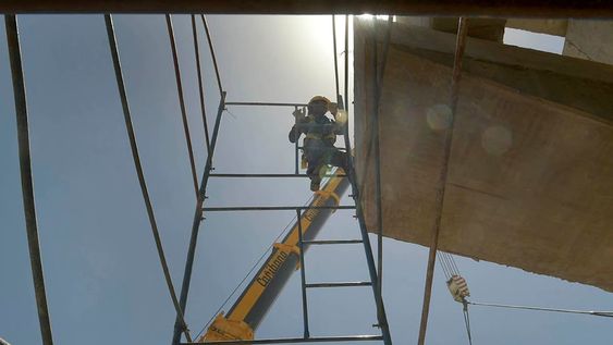Los desarrollistas coinciden en que, si el blanqueo funciona, traccionará la economía y generará miles de empleos / Foto: Orlando Pelichotti