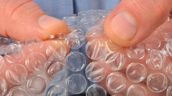recicla el plastico de burbujas y crea esta maravillosa idea para tu hogar