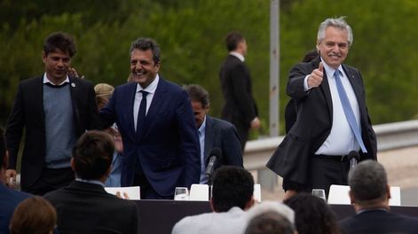 Los Andes | Acto del día de la lealtad en Cañuelas. Alberto Fernández junto a Axel Kicillof, Sergio Massa y Gabriel Katopodis inauguran una obra en la autopista a Ezeiza. Foto:  gentileza - CLARÍN