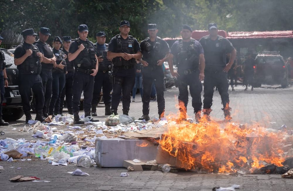 El intendente de Las Heras, Francisco Lo Presti, decidió aplicar en el comienzo del año un recorte de 600 municipales a quienes no se les renovó el contrato, que había vencido el pasado 31 de diciembreFoto: Ignacio Blanco / Los Andes