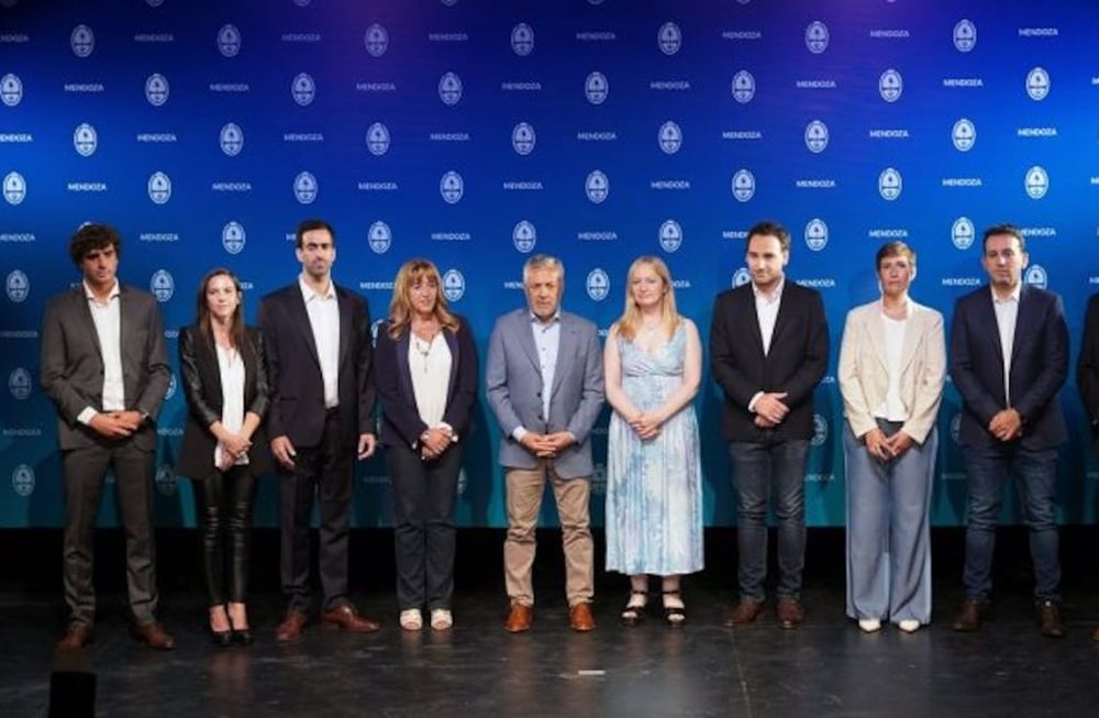 Gabinete de Alfredo Cornejo. Prensa Gobierno