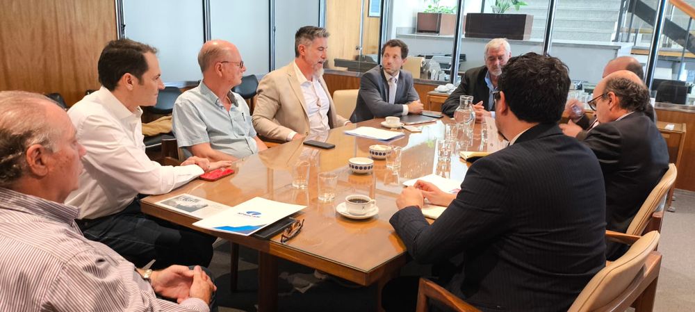 Empresarios mendocinos se reunieron con el embajador de Chile en Argentina Gonzalo Uriarte.&nbsp;