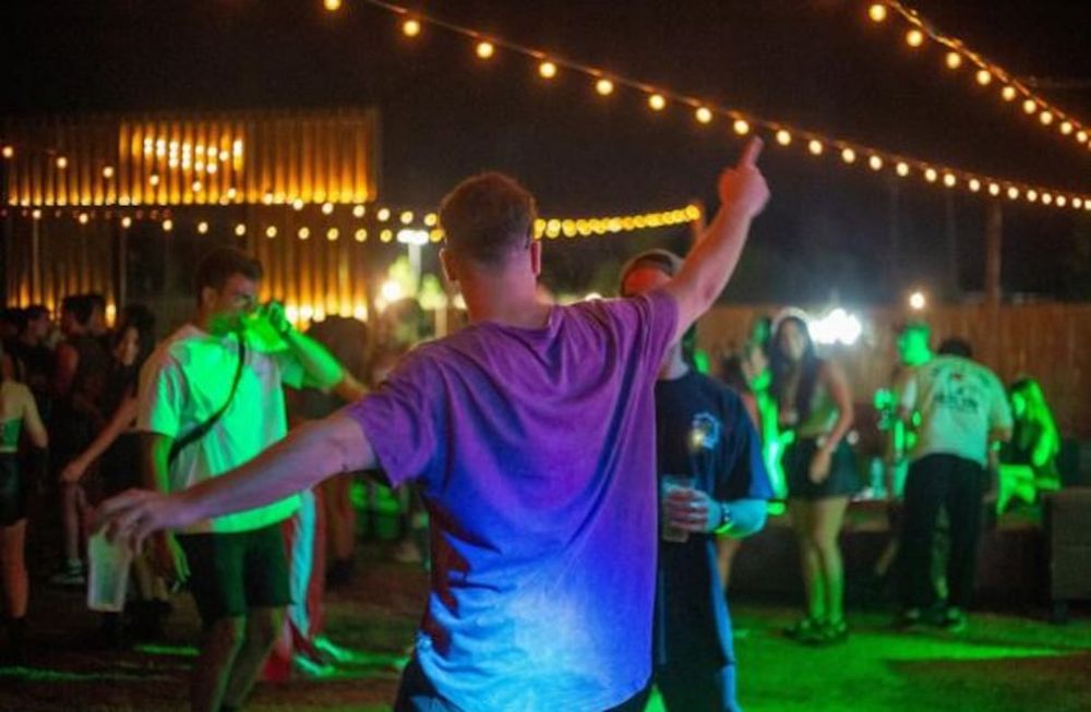 Llega The Drop Festival: no te pierdas el atardecer electrónico en Pampa Meet Market