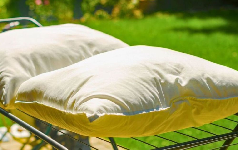 Aplicar estos ingredientes y este método es una forma sencilla de mejorar la calidad del descanso y mantener la higiene del dormitorio.