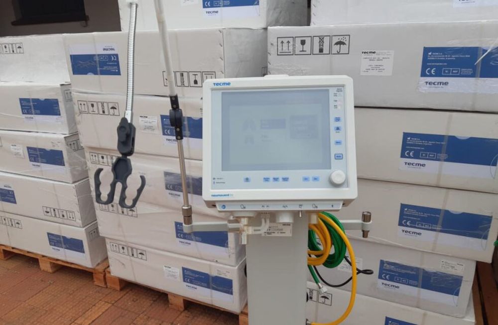 Denuncian que el intendente de la localidad bonaerense de Lincoln se llevó el respirador de un hospital público a una clínica privada para su uso personal. Imagen ilustrativa.