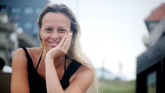 La conductora contó cómo sigue el músico el tratamiento