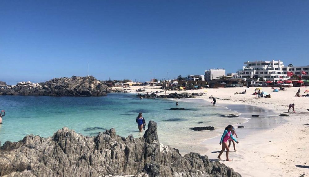 Con arena blanca y agua turquesa: Bahía Inglesa, una opción 