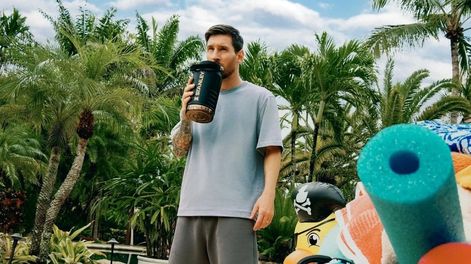 Messi y Stanley 1913 presentaron la edición GOAT Black, una línea que refleja los rituales diarios del capitán argentino.