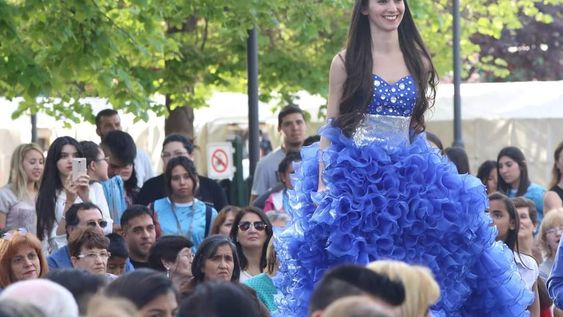 Desfile real solidario en Maipú