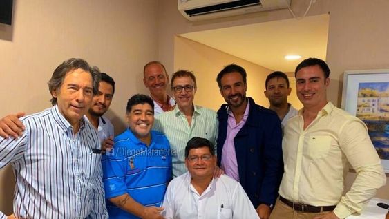 Atentos a la salud de Maradona