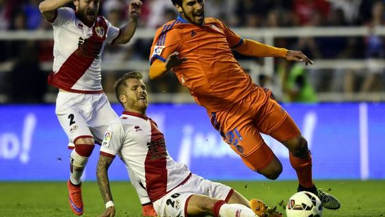 El Valencia de Enzo Pérez no pudo con el Rayo Vallecano