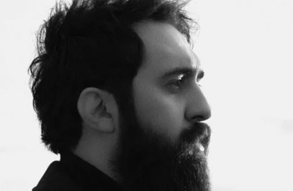 Durante el día lunes, el cantante Mehdi Yarrahi quedó detenido en Teherán, Capital de Irán. Gentileza: Last. fm.