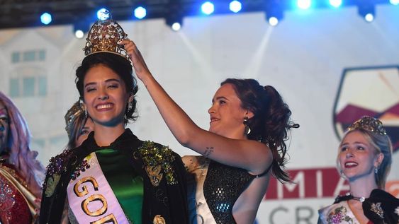 Reina 2020. Sofía Leyes es la actual soberana departamental, fue coronada en febrero  y representó a Villa Hipódromo. Foto: José Gutiérrez / Los Andes.