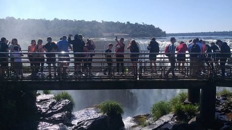 Vacaciones de Invierno 2023: esto cuesta viajar a Bariloche o Iguazú y los destinos más buscados