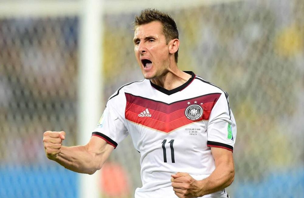 Klose, máximo goleador de mundiales, se retiró de la selección
