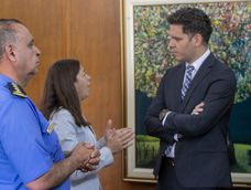 El jefe de la Policía, Marcelo Calipo, junto a otros funcionarios, dieron un detalle del funcionamiento de los servicios del Estado durante las elecciones 2025. Foto: Gobierno de Mendoza.