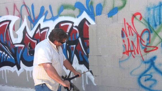 Los graffitis de nuestros artistas callejeros. Una propuesta.