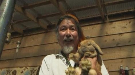 El último hombre de Fukushima se niega a irse porque cuida a 500 animales
