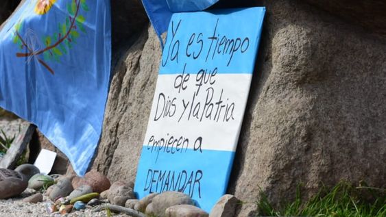 Como hemos visto, el Gobierno no tolera manifestación alguna de familias que perdieron miembros de ellas a causa del covid-19 y del mal manejo que se hizo de la pandemia...