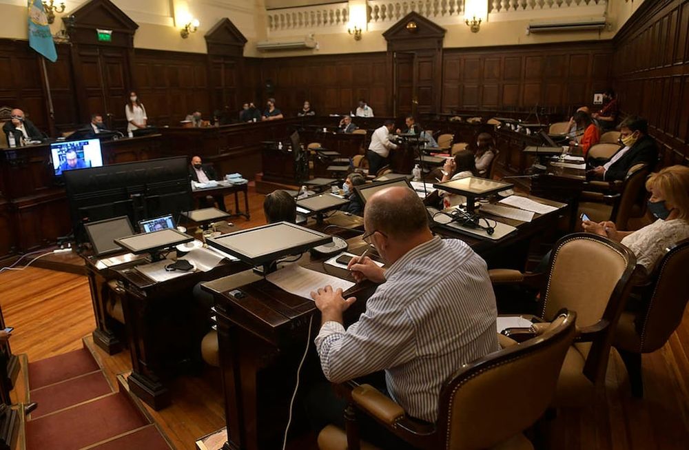 En febrero pasado volvieron las sesiones al recinto, tras casi un año de trabajo de los legisladores a distancia. / Foto: Orlando Pelichotti