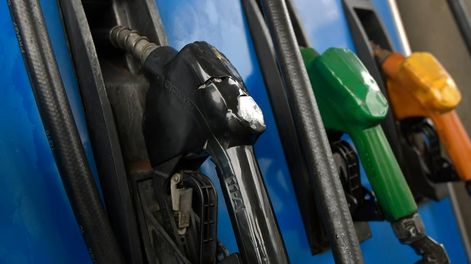 Postergan otra vez el aumento de los impuestos sobre los combustibles - Foto archivo Los Andes