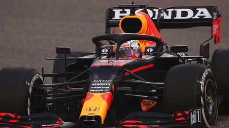 Max Verstappen en los test de Bahréin.
