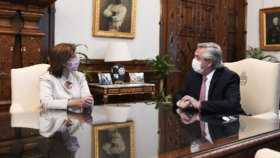 La gobernadora de Río Negro, Arabela Carreras, mantuvo una reunión con el presidente sobre el conflicto mapuche. - Imagen ilustrativa