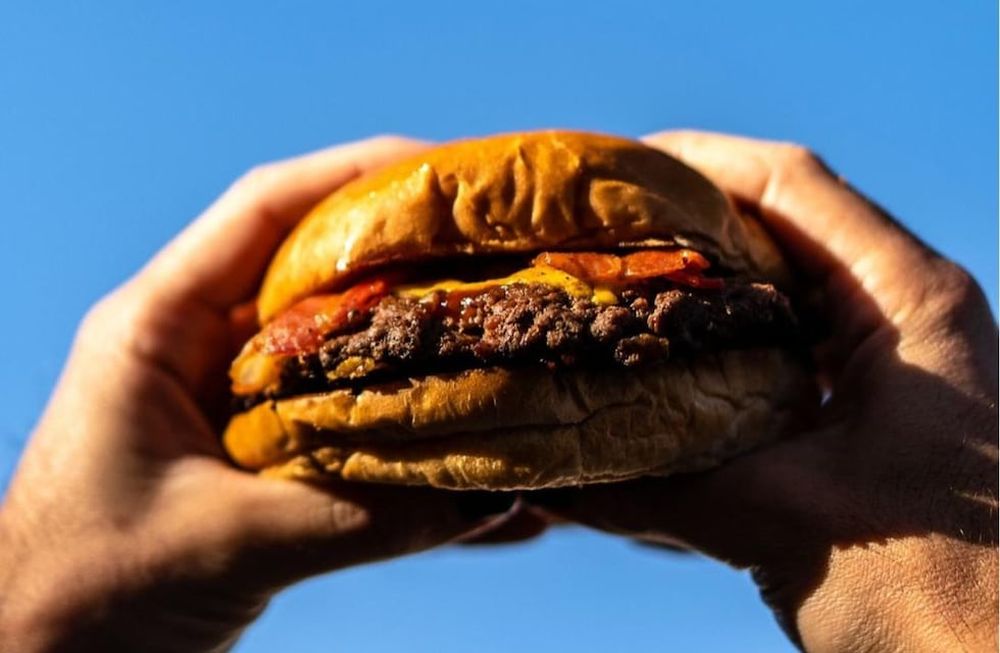 Día de la Hamburguesa: ¡Nosotros lo festejamos toda la semana con un súper sorteo!Foto: @smashclub_