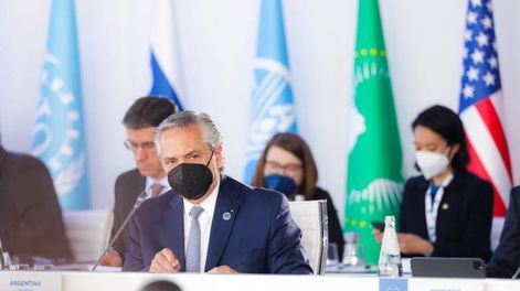 El Presidente llevó a Roma una economía en estado de crisis terminal.