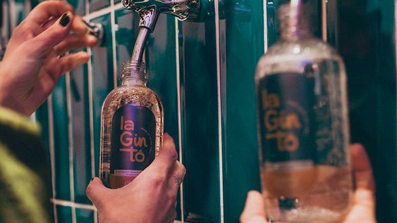 Conocé la última tendencia en eventos: el furor del gin tonic tirado
