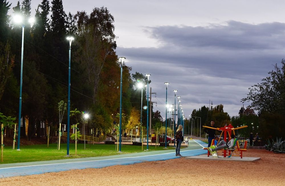 Godoy Cruz reconvirtió la iluminación a led en 26 parques y plazas