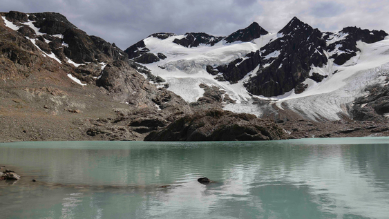 Hallaron muertos a un guía de montaña y una turista uruguaya en el glaciar Vinciguerra de Ushuaia.