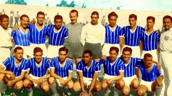 Los precursores. El 11 del primer campeón de la historia salía de memoria: Pestana; Ovando y Frigolé; Izpura, Guisado y García; Boquete, Quiroga, Godoy, Amaya y Luján. / Gentileza.