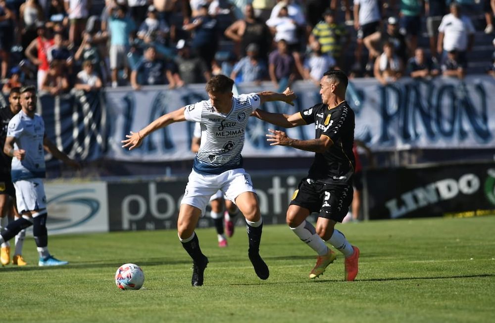 Los dirigidos por Gabriel Gómez buscan sacar ventaja en el partido de ida / José Gutiérrez.