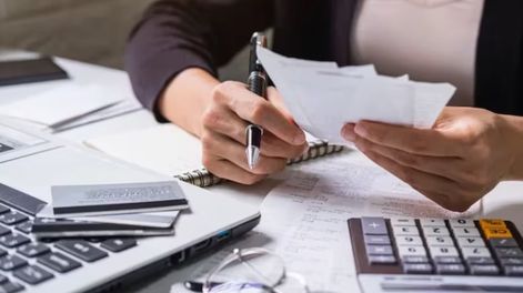 De aprobarse el proyecto, los monotributistas inscriptos en la categoría A podrán facturar hasta $6.450.000 de forma anual, en tanto que los que están en la categoría K, pasarán 68 millones de pesos. Foto: Imagen ilustrativa / Web