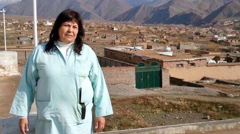 Los Andes | Estela Celia Kohn, la médica mendocina que pasó 15 años en misiones humanitarias en Asia y África y presentará su libro de crónicas en la Feria del Libro de Mendoza. Foto: Gentileza.
