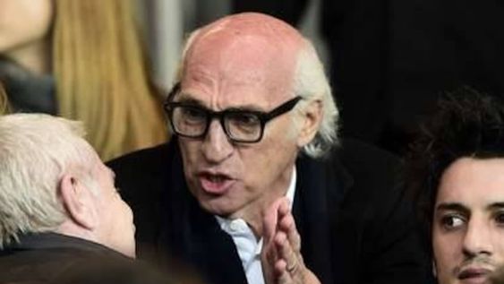 Bianchi pasea por París, va a la cancha y no piensa en dirigir